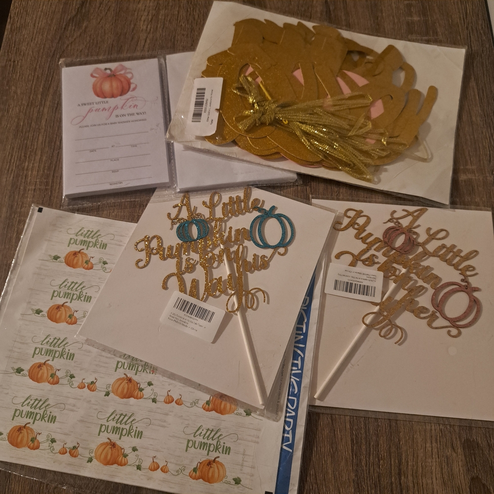 🌟3 For $12🌟 Pumpkin themed baby shower items